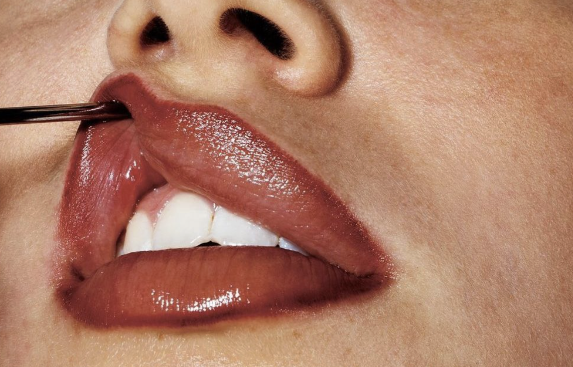 Peel-off lip stain